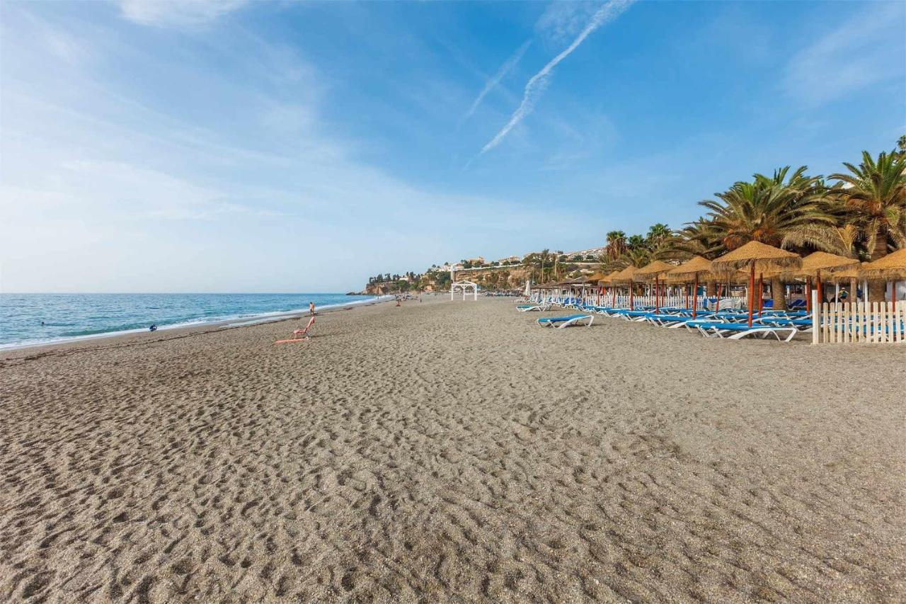 A&N Burriana Beach Nerja Buitenkant foto